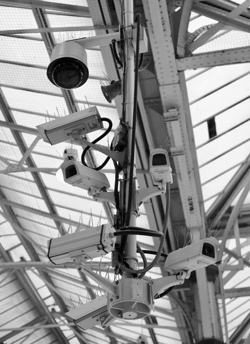 AI CCTV Smart Surveillance untuk Pabrik dan Gedung Komersial
